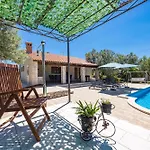 فيلة Lavinija By Istra Vacation Kavran