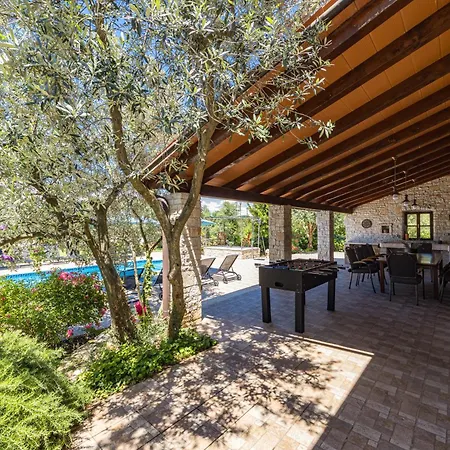 Lavinija By Istra Vacation Villa Kavran