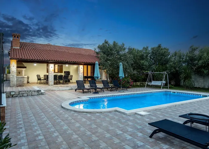 Lavinija Villa Kavran