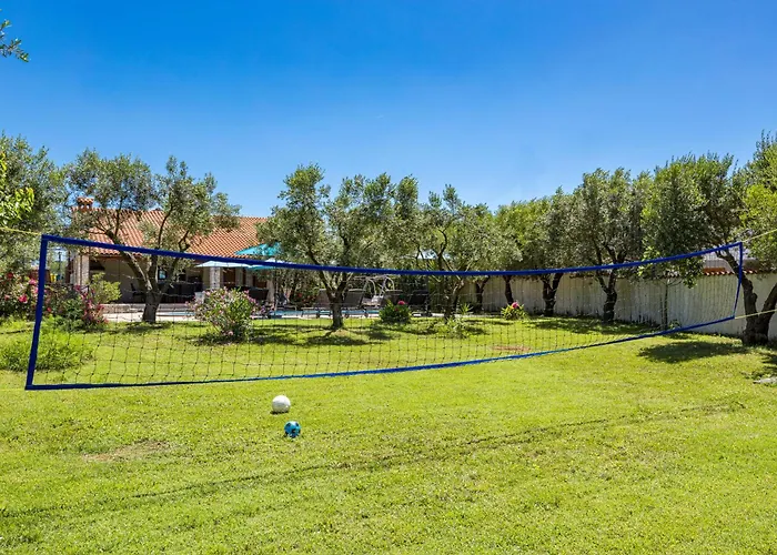 Lavinija Villa Kavran